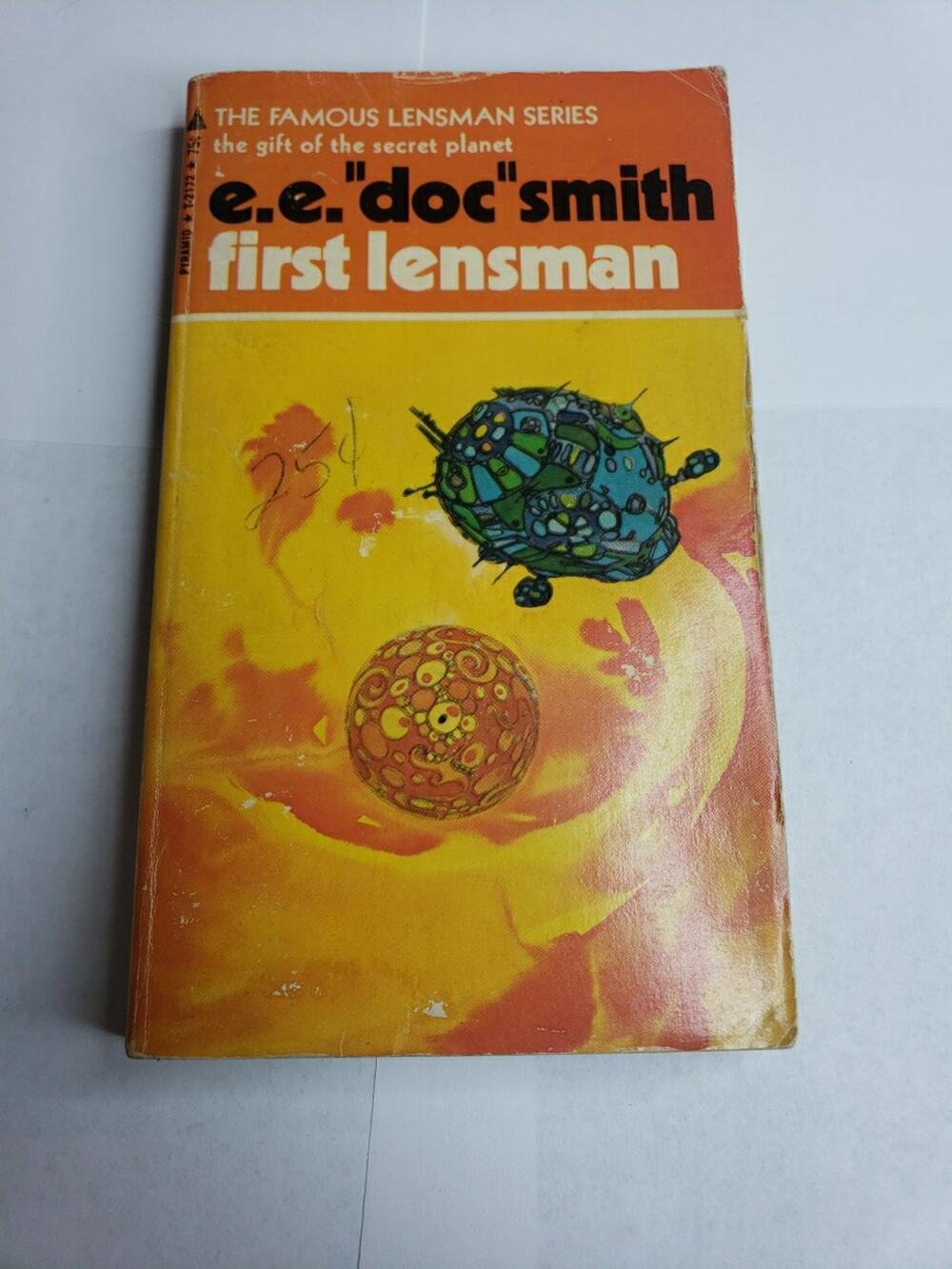 FIRST LENSMAN by E.E. "Doc" Smith (1970) Pyramid Lensman pb